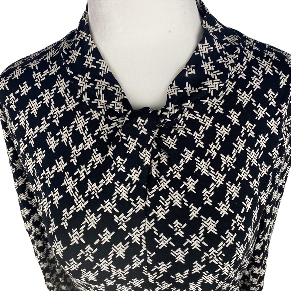 RW & Co Women's Long Sleeve Blouse - Size L - Picture 2 of 11